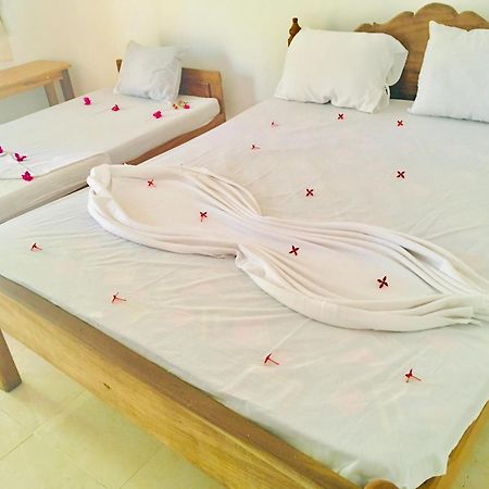 Shashini Beach Resort Arugam Bay Exterior photo