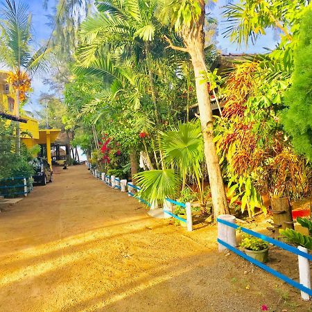 Shashini Beach Resort Arugam Bay Exterior photo