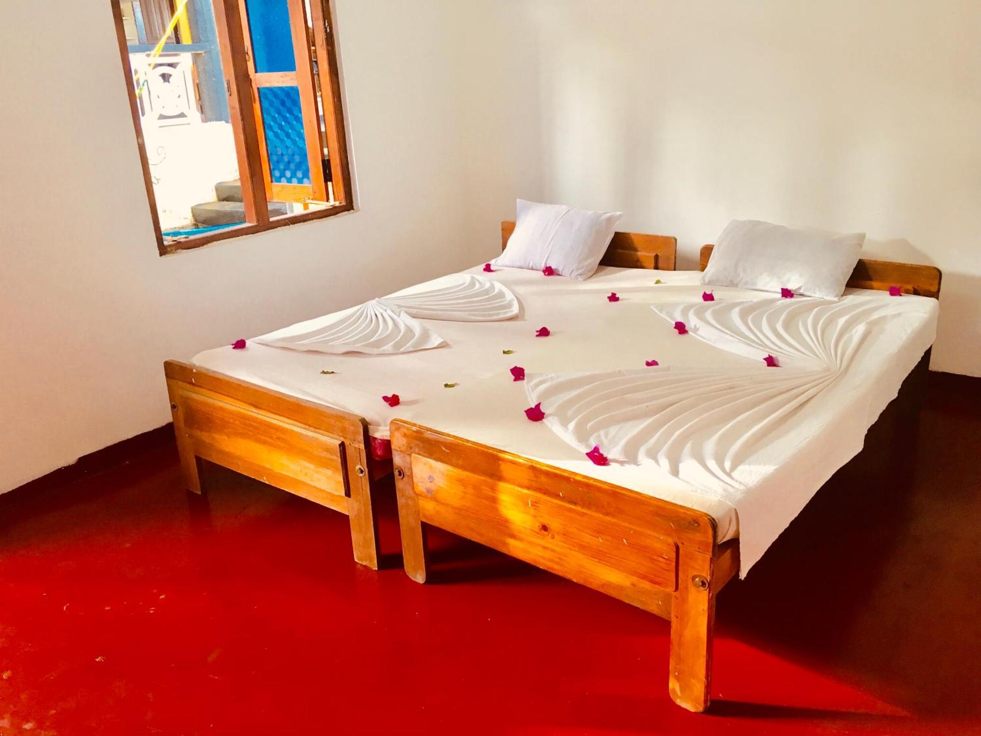 Shashini Beach Resort Arugam Bay Exterior photo
