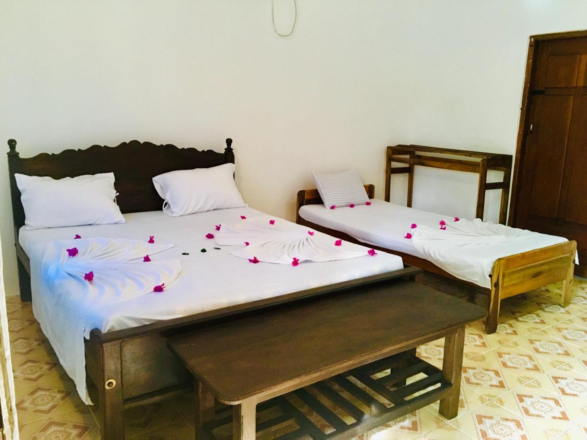 Shashini Beach Resort Arugam Bay Exterior photo